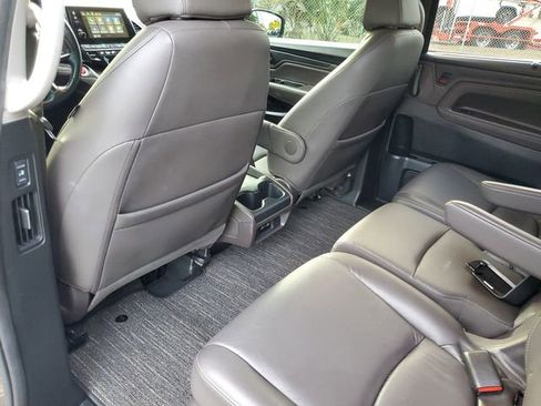 Used 2021 Honda Odyssey EX-L image 13