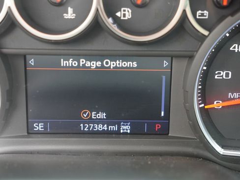 Used 2021 Chevrolet Silverado 3500 LTZ w/ LTZ Convenience Package AWD/4WD image 40