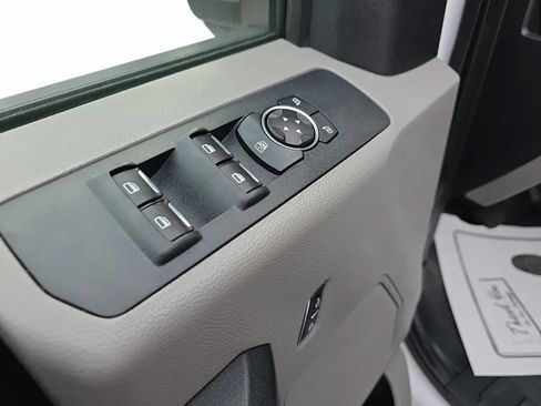 Used 2019 Ford F250 XL w/ STX Appearance Package image 12