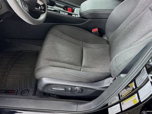 Used 2023 Honda Accord EX image 17