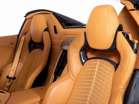 Used 2023 Chevrolet Corvette Stingray Premium Conv w/ Z51 Performance Package image 16