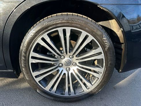 Used 2013 Chrysler 300 S w/ Luxury Group image 15