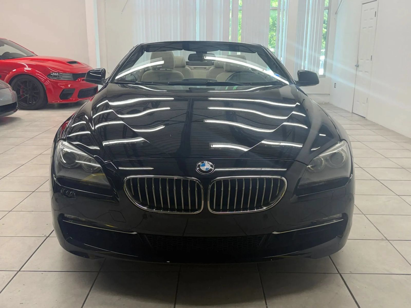 Used 2012 BMW 650i Convertible RWD image 2