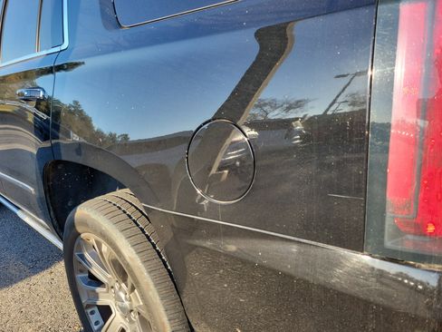 Used 2016 GMC Yukon Denali w/ Open Road Package image 22