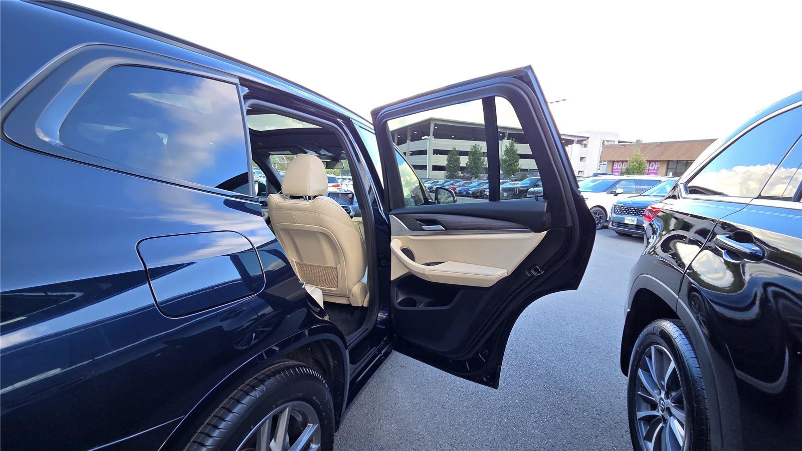 Used 2019 BMW X3 xDrive30i AWD/4WD image 34