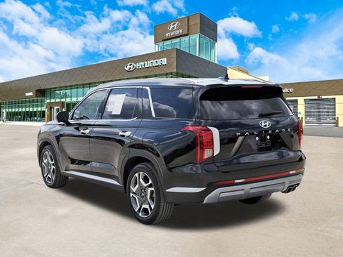 Used 2025 Hyundai Palisade SEL FWD image 8