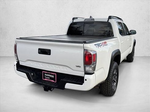 Certified 2022 Toyota Tacoma TRD Off-Road image 5