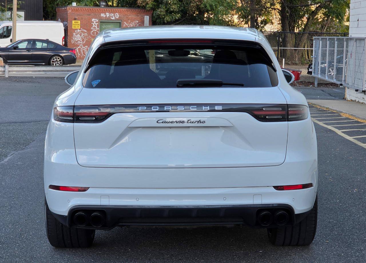 Used 2019 Porsche Cayenne Turbo AWD/4WD image 6