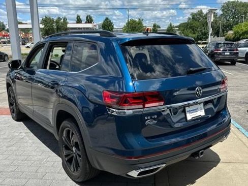 Used 2023 Volkswagen Atlas SE w/ Panoramic Sunroof Package FWD image 11