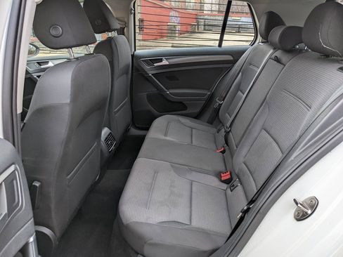 Used 2019 Volkswagen e-Golf SE w/ Driver Assistance Package image 22