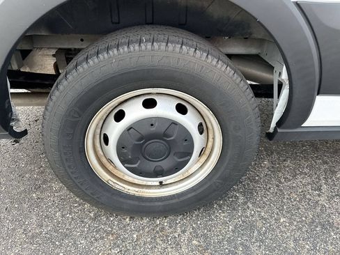 Used 2019 Ford Transit 150 148 Low Roof RWD image 8