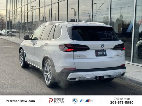New 2026 BMW X5 xDrive50e image 4