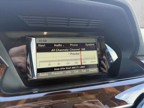 Used 2015 Mercedes-Benz GLK 350 2WD image 18