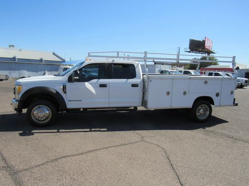 Used 2017 Ford F450 XL w/ Power Equipment Group RWD image 2
