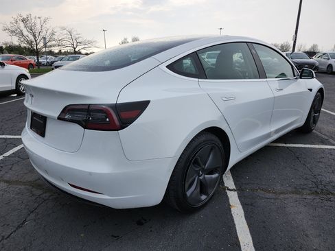 Used 2019 Tesla Model 3 Mid Range image 15