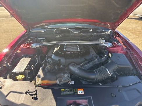 Used 2011 Ford Mustang GT Premium w/ Comfort Pkg image 28