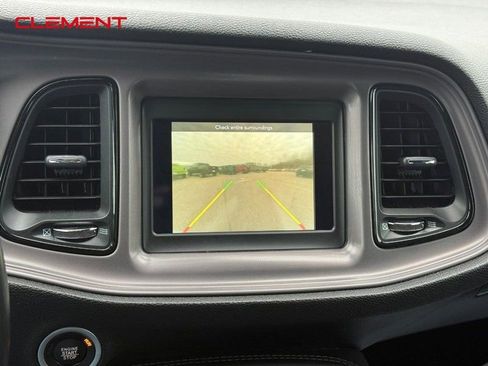 Used 2023 Dodge Challenger SXT image 22