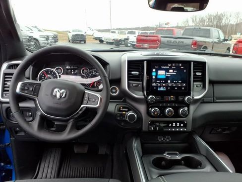 New 2026 RAM 1500 4x4 Crew Cab image 12