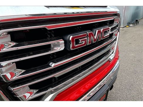 Used 2019 GMC Sierra 1500 SLT w/ SLT Premium Plus Package image 30