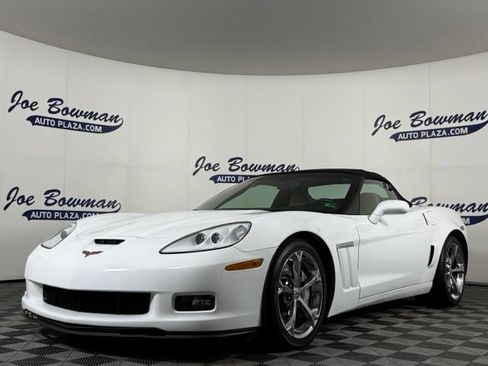 Used 2012 Chevrolet Corvette Grand Sport w/ 3LT Preferred Equipment Group RWD image 3