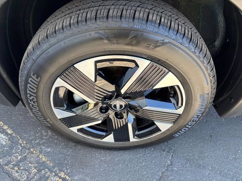 Used 2026 Nissan Kicks SV w/ Cold Weather Package AWD/4WD image 25