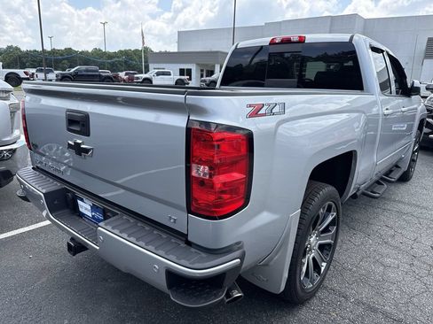 Used 2018 Chevrolet Silverado 1500 LT w/ True North Edition AWD/4WD image 7