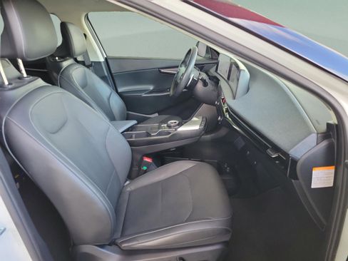 Used 2023 Kia EV6 Wind w/ Wind Technology Package image 25