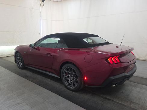 Used 2025 Ford Mustang GT Premium w/ GT Performance Package RWD image 7