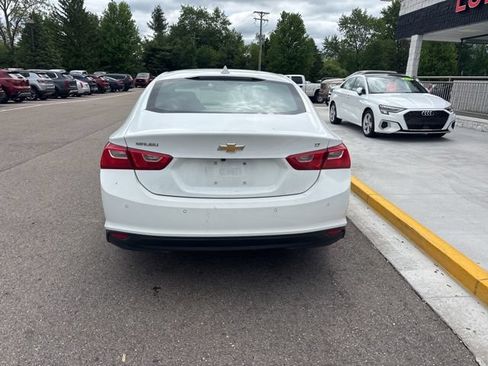 Used 2023 Chevrolet Malibu LT w/ Driver Confidence Package FWD image 7