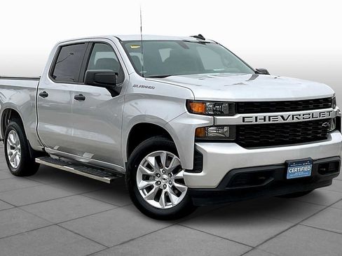 Used 2022 Chevrolet Silverado 1500 Custom RWD image 2