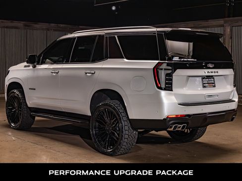 Used 2025 Chevrolet Tahoe High Country AWD/4WD image 7
