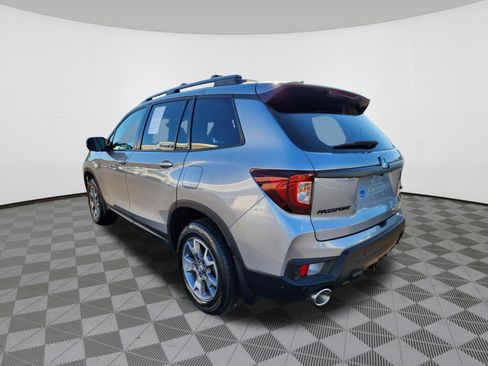 Certified 2023 Honda Passport TrailSport image 3