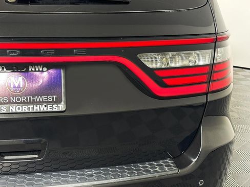 Used 2022 Dodge Durango SXT w/ Blacktop Package AWD/4WD image 25