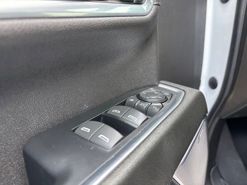 Used 2024 Chevrolet Silverado 2500 High Country w/ Technology Package AWD/4WD image 19