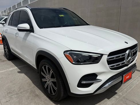 Used 2024 Mercedes-Benz GLE 350 4MATIC image 3