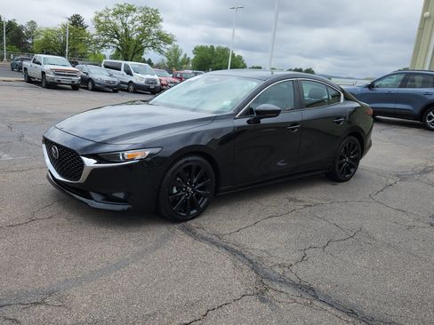 Used 2024 MAZDA MAZDA3 s FWD image 2