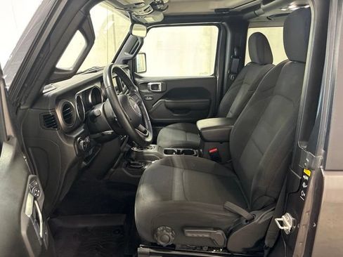 Used 2022 Jeep Wrangler Sport AWD/4WD image 15