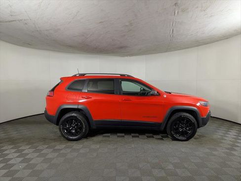 Certified 2021 Jeep Cherokee Trailhawk w/ Premium Leather Package AWD/4WD image 6