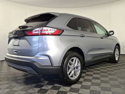 Used 2022 Ford Edge SEL w/ Convenience Package image 9