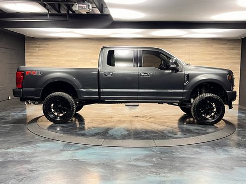 Used 2020 Ford F350 Platinum w/ FX4 Off-Road Package image 12