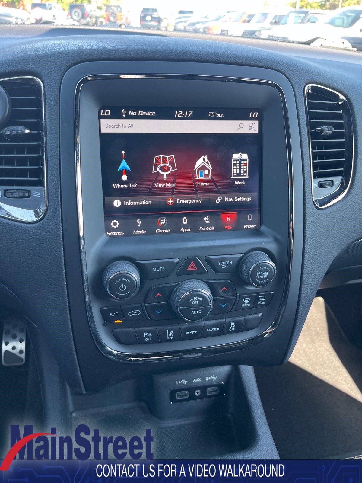 Used 2018 Dodge Durango SRT w/ Technology Group AWD/4WD image 2