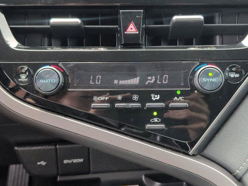 Used 2024 Toyota Camry XLE FWD image 24