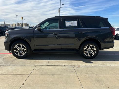 New 2025 Ford Expedition Active image 2