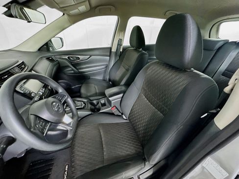 Used 2019 Nissan Rogue S FWD image 13