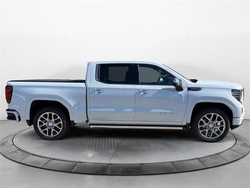 New 2026 GMC Sierra 1500 Denali w/ Denali Reserve Package image 8