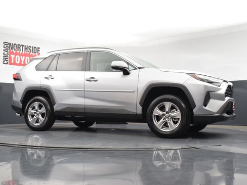 Used 2025 Toyota RAV4 XLE image 27