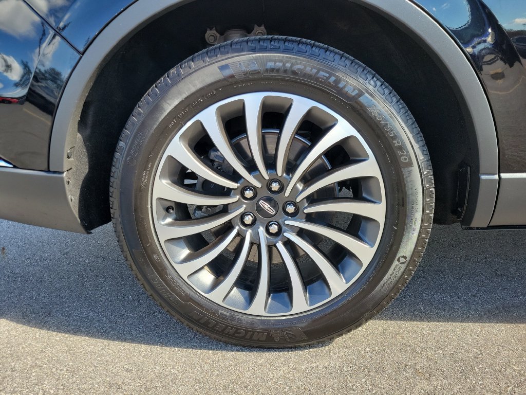 Used 2023 Lincoln Aviator Reserve w/ Equipment Group 201A AWD/4WD image 5