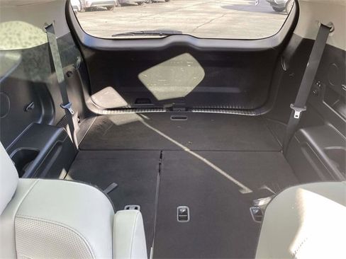 Used 2021 Kia Telluride SX w/ SX Prestige Package image 18