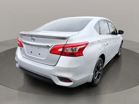 Used 2019 Nissan Sentra S w/ Appearance Package image 6