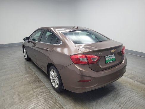 Used 2019 Chevrolet Cruze LT image 5